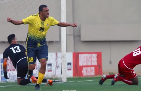 Football Lebanon - قميص العكايشي حديث الساعة