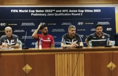 Football Lebanon - ليفيو تشيوبوتاريو يهنىء اللاعبين على جهودهم 