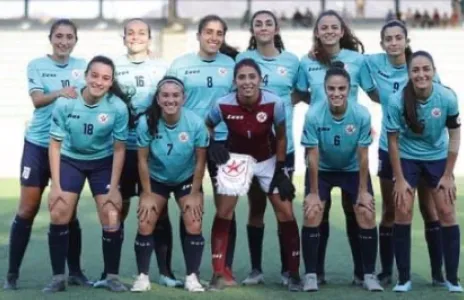 Football Lebanon - نجوم الرياضة يحسم المركز الثاني