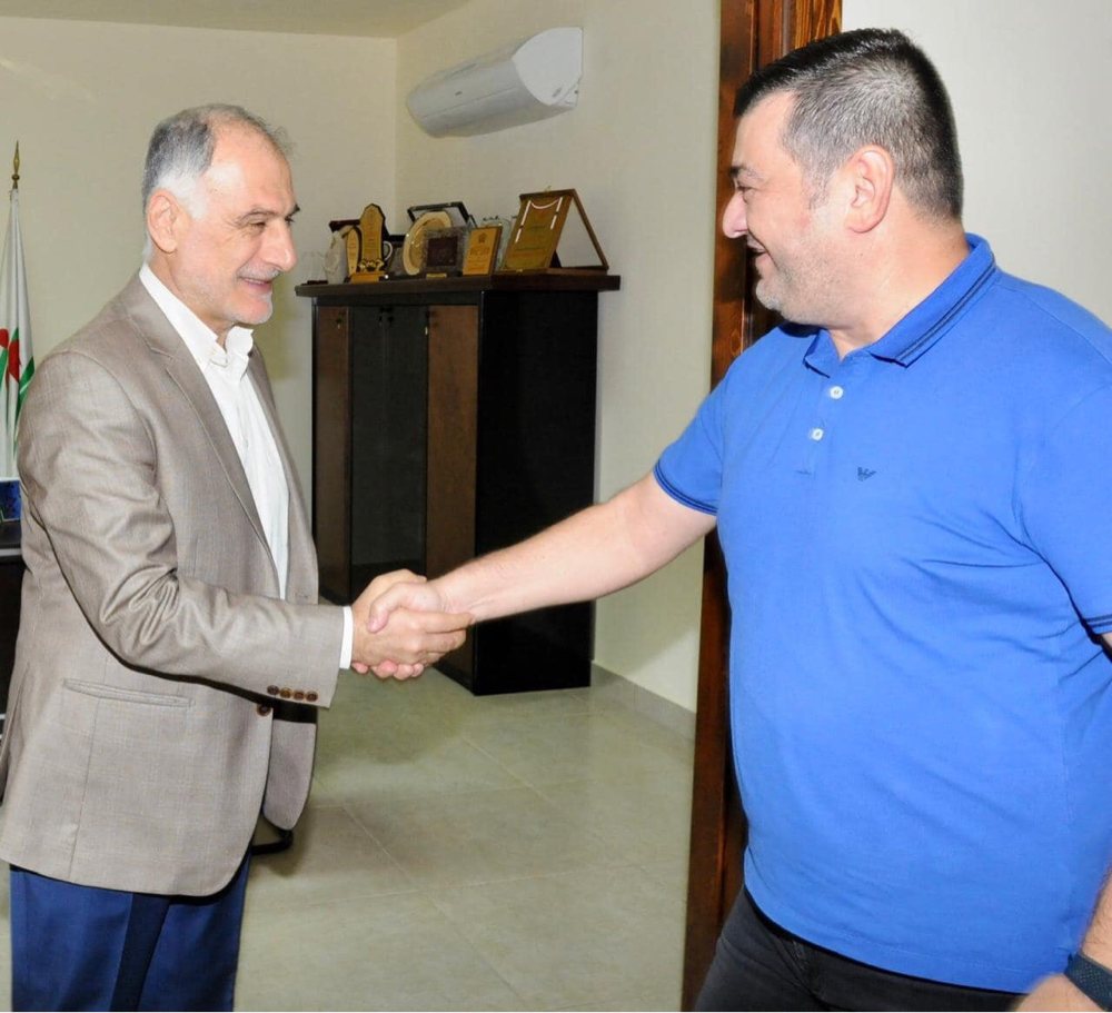 Football Lebanon - اجتماع ودي جمع معالي وزير الشباب والرياضة مع رئيس نادي شباب الساحل