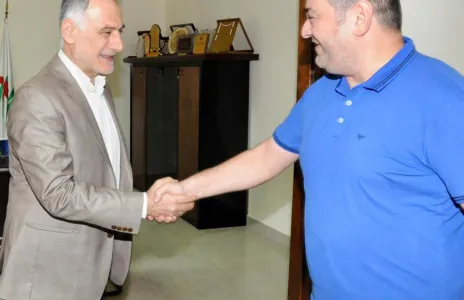 Football Lebanon - اجتماع ودي جمع معالي وزير الشباب والرياضة مع رئيس نادي شباب الساحل