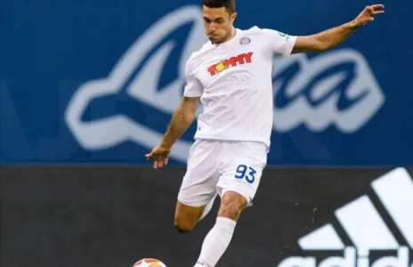 Football Lebanon - تعثر أياس وجرادي وفوز فريق فيلكس ملكي