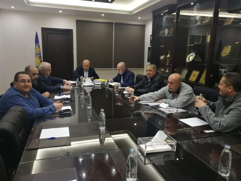 Football Lebanon - لا قرار نهائي مع إبقاء الاجتماعات مفتوحة 