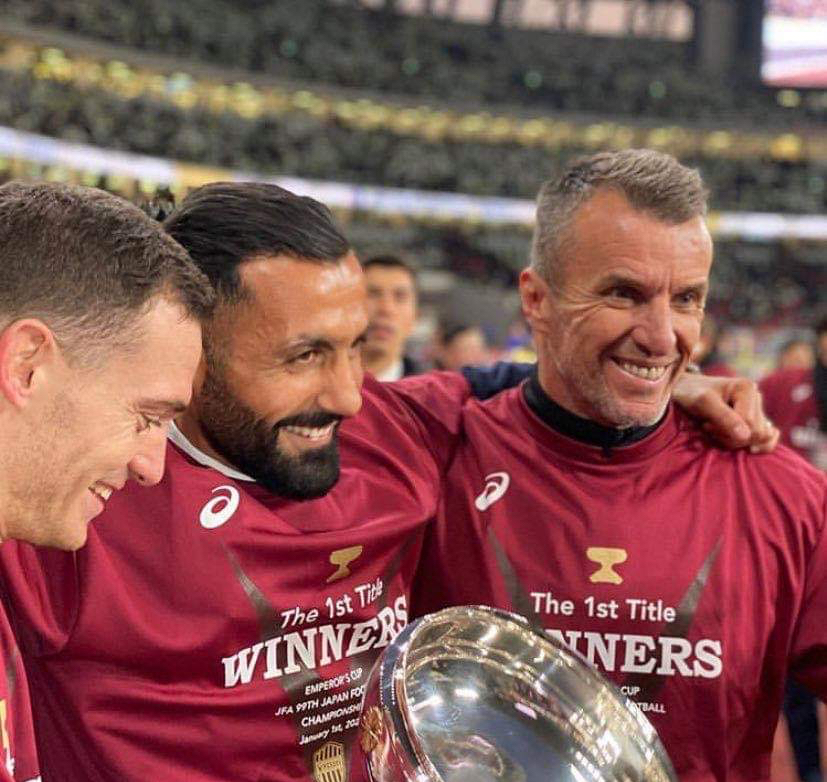 Football Lebanon - العمري بطلاً لكأس اليابان