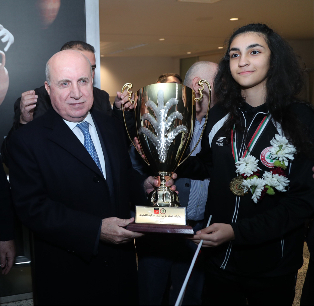 Football Lebanon - استقبال إتحادي وشعبي لمنتخب الشابات