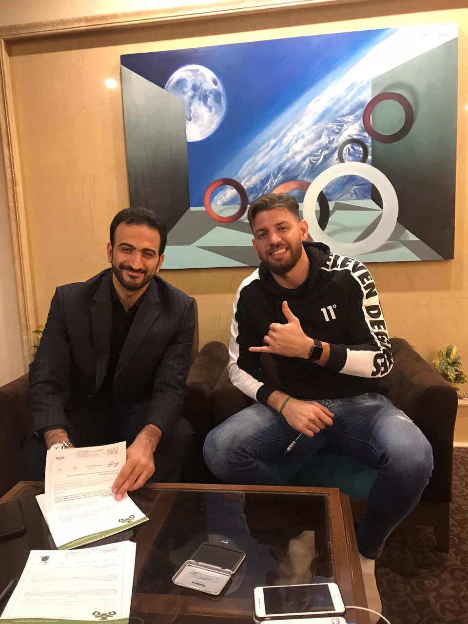 Football Lebanon - خليل رسمياً في ذوب آهن الايراني