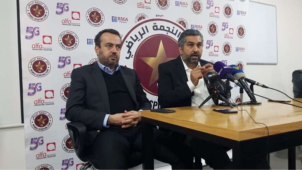 Football Lebanon - الصقال يمرر الكرة إلى الإتحاد