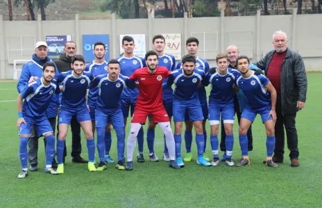 Football Lebanon - توقيف ١٠ لاعبين من فريق الشباب
