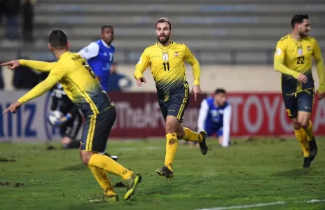 Football Lebanon - رسمياً تأجيل مباراة العهد والجيش السوري 