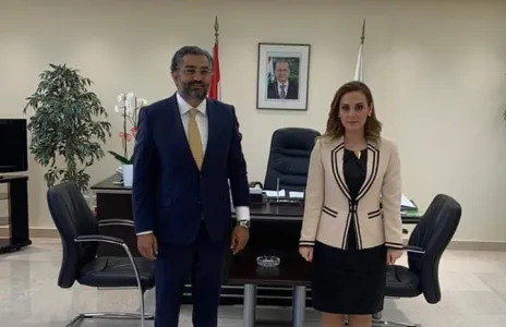 Football Lebanon - الصقال يزور وزيرة الشباب والرياضة 