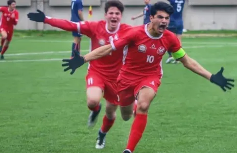 Football Lebanon - هل يعود دوري الناشئين