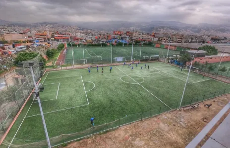 Football Lebanon - حريق يطال ملعب الأنصار