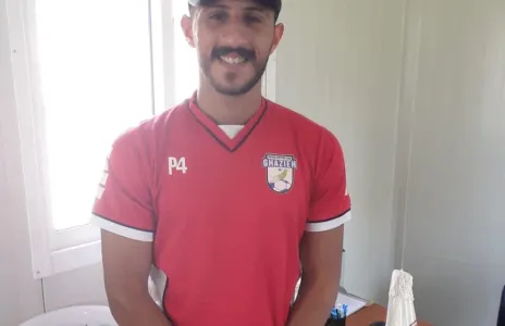 Football Lebanon - يوسف عتريس لاعباً في صفوف شباب الغازية