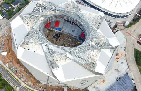 Football Lebanon - يميل أسعد يفتتح ملعب Mercedes Benz مع أتلانتا يونايتد