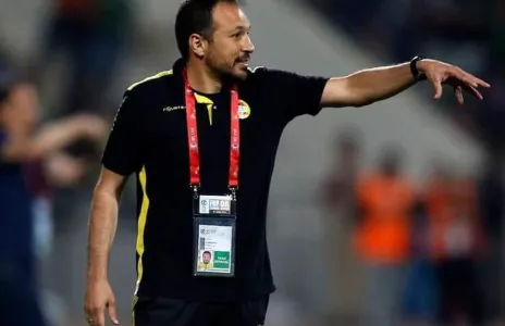 Football Lebanon - باسم العهد أول مدرب لبناني يحترف في الخارج