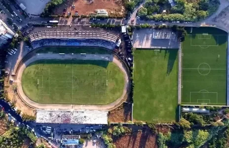 Football Lebanon - إقفال ملاعب طرابلس بسبب كورونا 