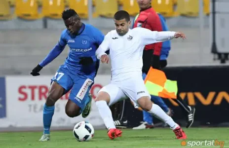 Football Lebanon - سمير اياس مفاجئة العهد