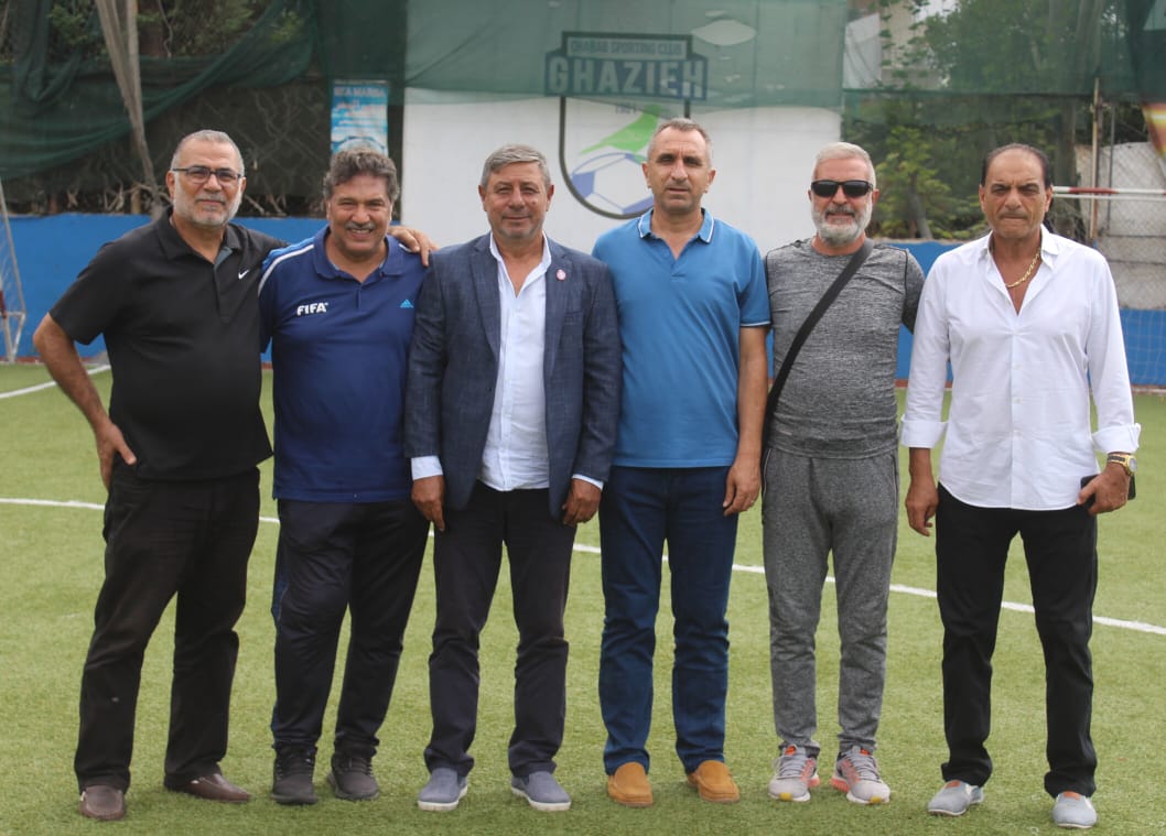 Football Lebanon - عمالقة كرة القدم اللبنانية على ارض ملعب الغازية