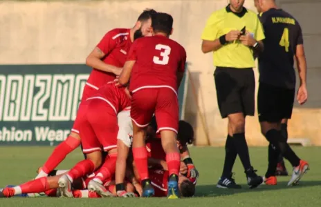 Football Lebanon - الإخاء يعود إلى الجبل بفوز ثمين على العهد 