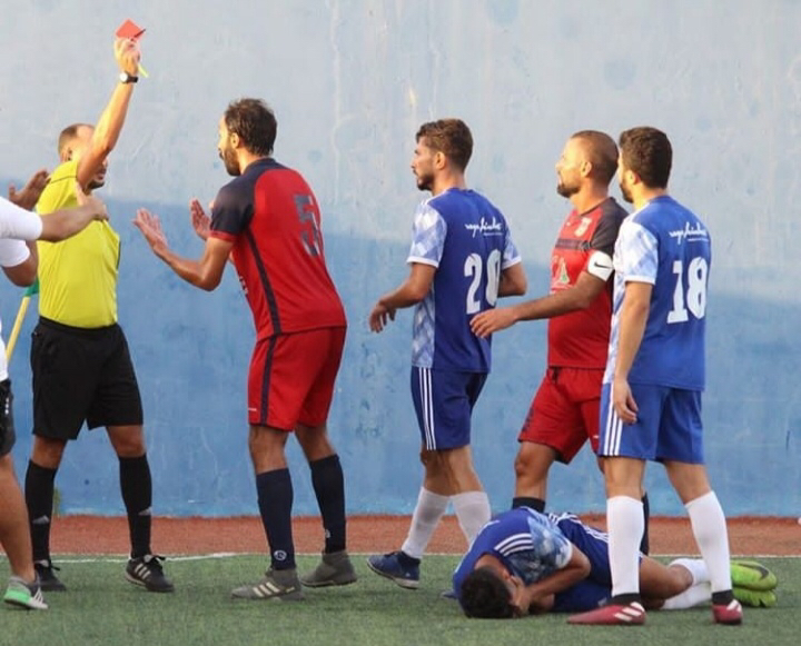 Football Lebanon - أول بطاقة حمراء للاعب التضامن