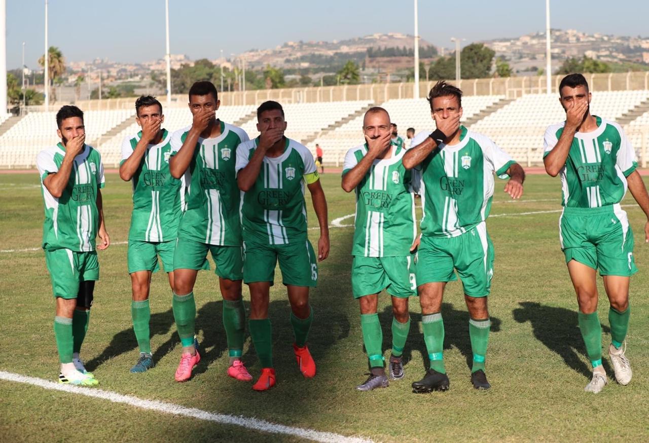 Football Lebanon - الأنصار ينفرد في الصدارة بالعلامة الكاملة