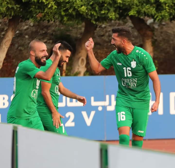 Football Lebanon - الأنصار يحسم لقاء العهد ويستمر بالصدارة