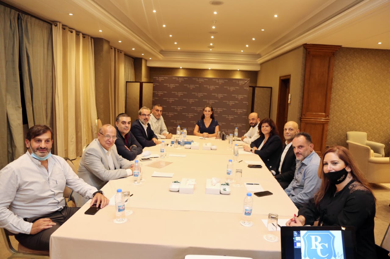 Football Lebanon - باولا فرعون رزق رئيسة لنادي الراسينغ بيروت