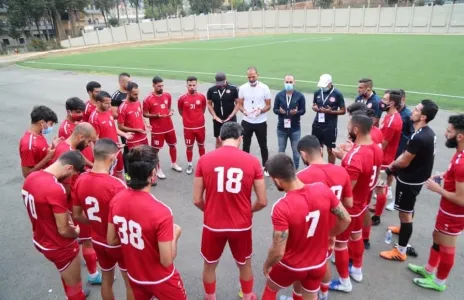 Football Lebanon - النجمة يحرم الإخاء من الصدارة 