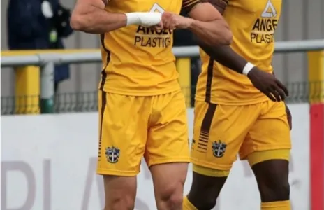 Football Lebanon - بوغيل يتألق في انكلترا ومشاركة جرادي في فوز فريقه في كرواتيا