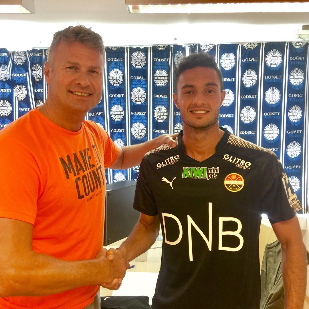 Football Lebanon - سترومسغودست يمدد عقد باسل جرادي