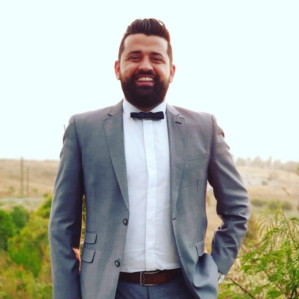 Football Lebanon - مراقب المباراة يطلب من الدرسا مغادرة المنصة 