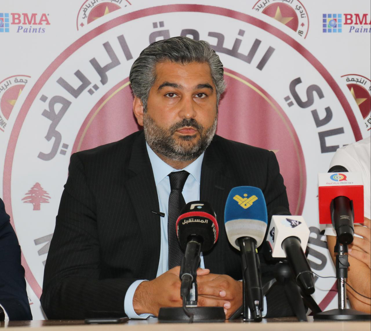 Football Lebanon - رئيس النجمة يقيم عشاء تكريمي بعد فوز النبيذي بالديربي