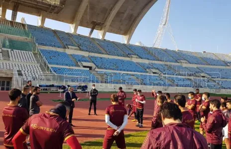 Football Lebanon - الصقال يزور تمارين فريقه في المدينة الرياضية