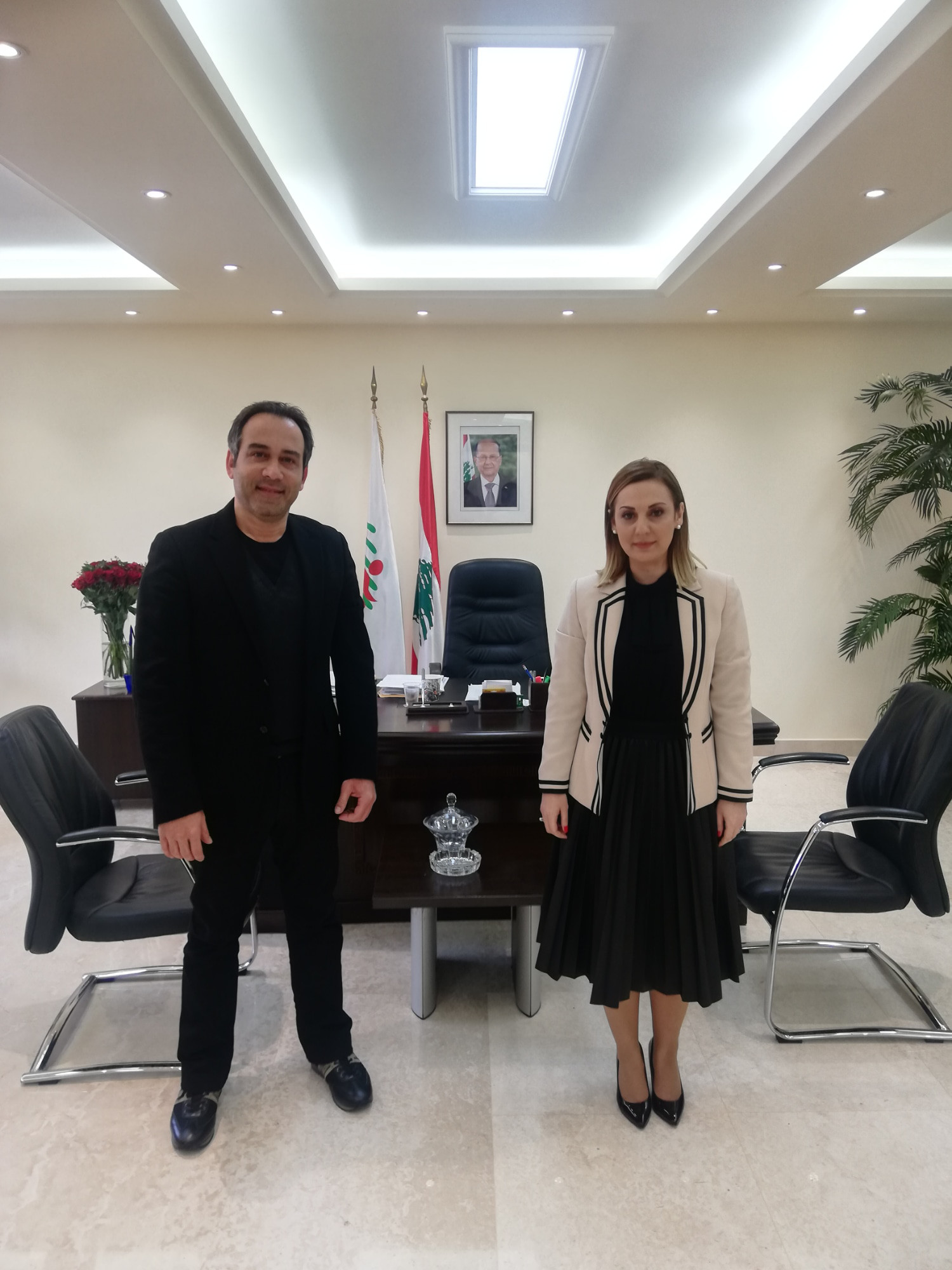 Football Lebanon - بدر يزور وزيرة الشباب والرياضة