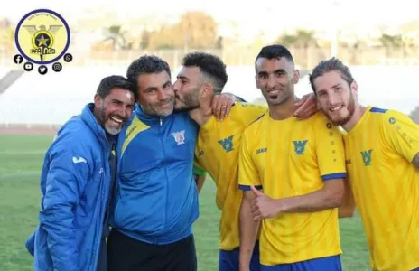 Football Lebanon - كتب المدرب محمد الدقة، مخطئ من يعدكم ١١ لاعب