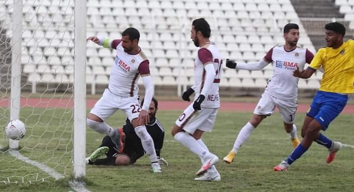 Football Lebanon - النجمة يفوز على الصفاء ويستمر في صدارة الدوري 