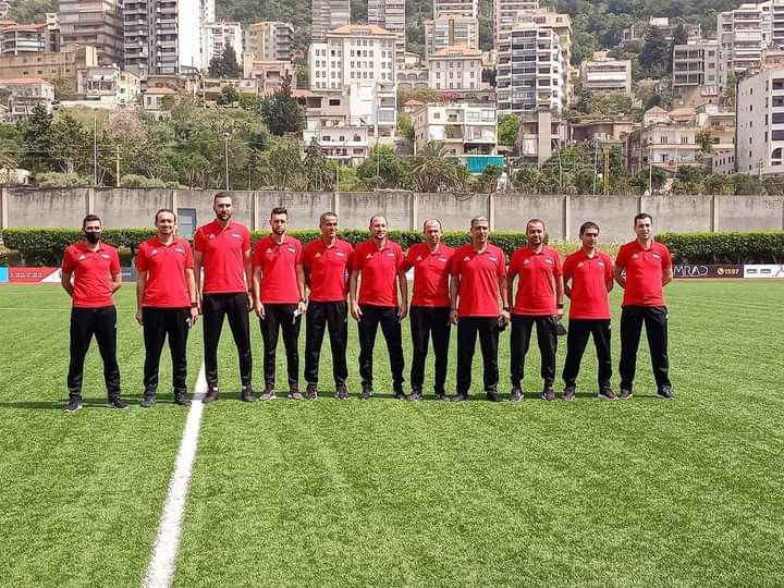 Football Lebanon - صف كامل من الحكّام الدوليين في ملعب مجمّع فؤاد شهاب