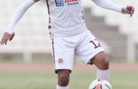 Football Lebanon - النجمة ينفي خبر توقيف عيش عن التمارين