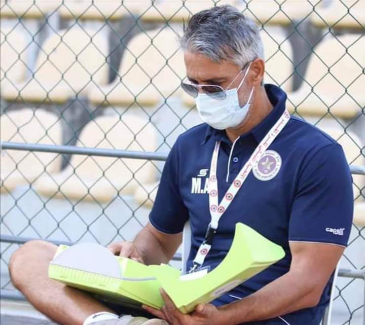 Football Lebanon - نادي النجمة هو النادي الوحيد الذي يملك جهاز انعاش القلب AED 