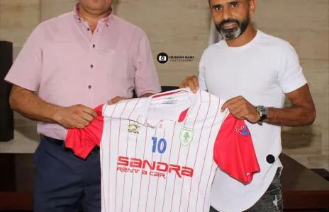 Football Lebanon - عباس عطوي الى الشباب العربي