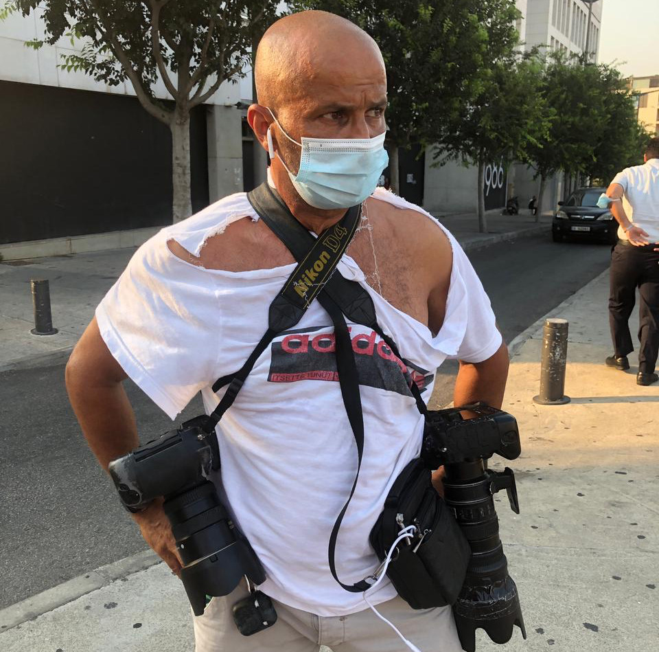 Football Lebanon - كل التضامن مع الزملاء الإعلاميين والمصورين