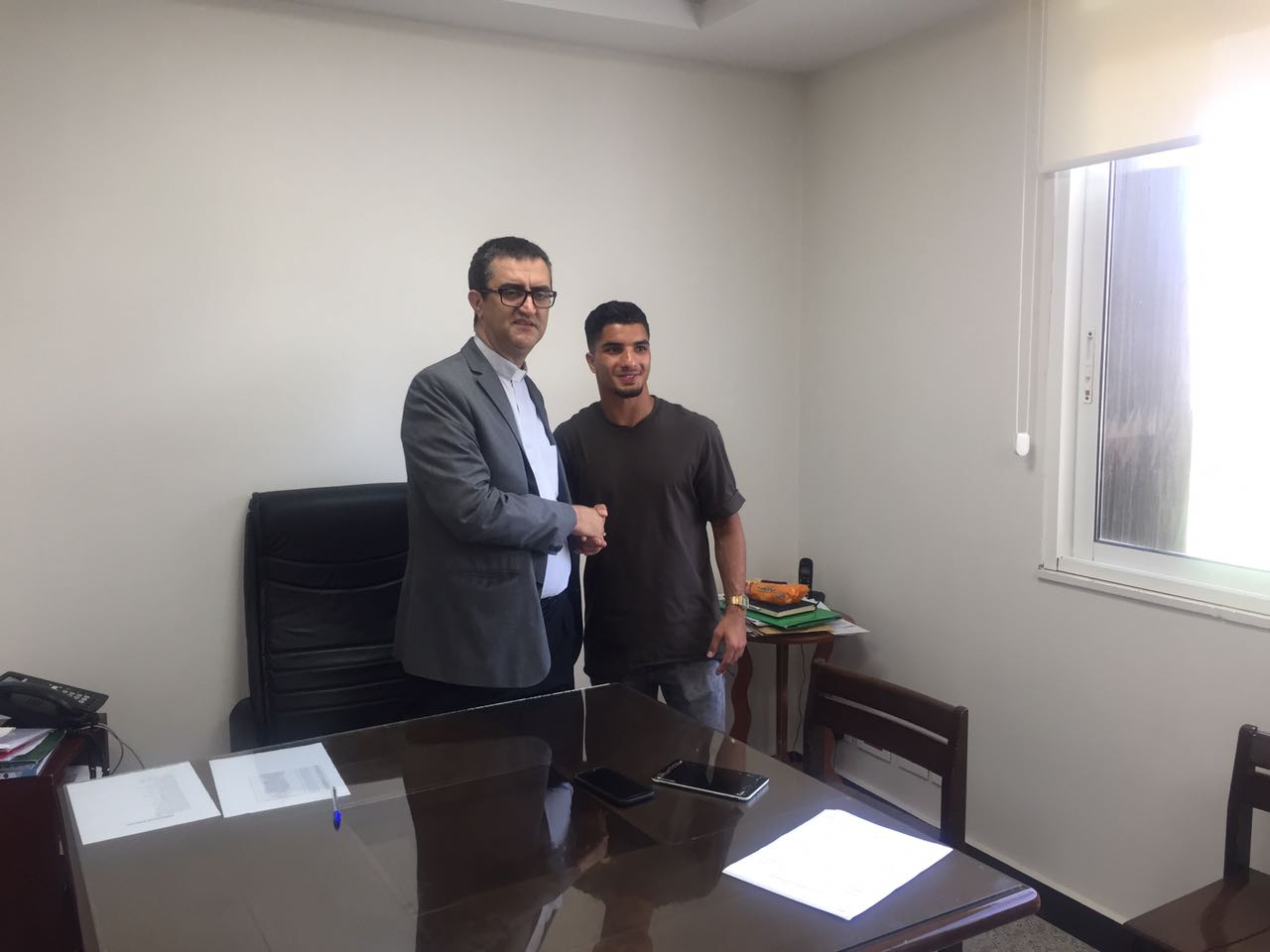 Football Lebanon - الحصري يوقع للسلام قادمًا من بلجيكا