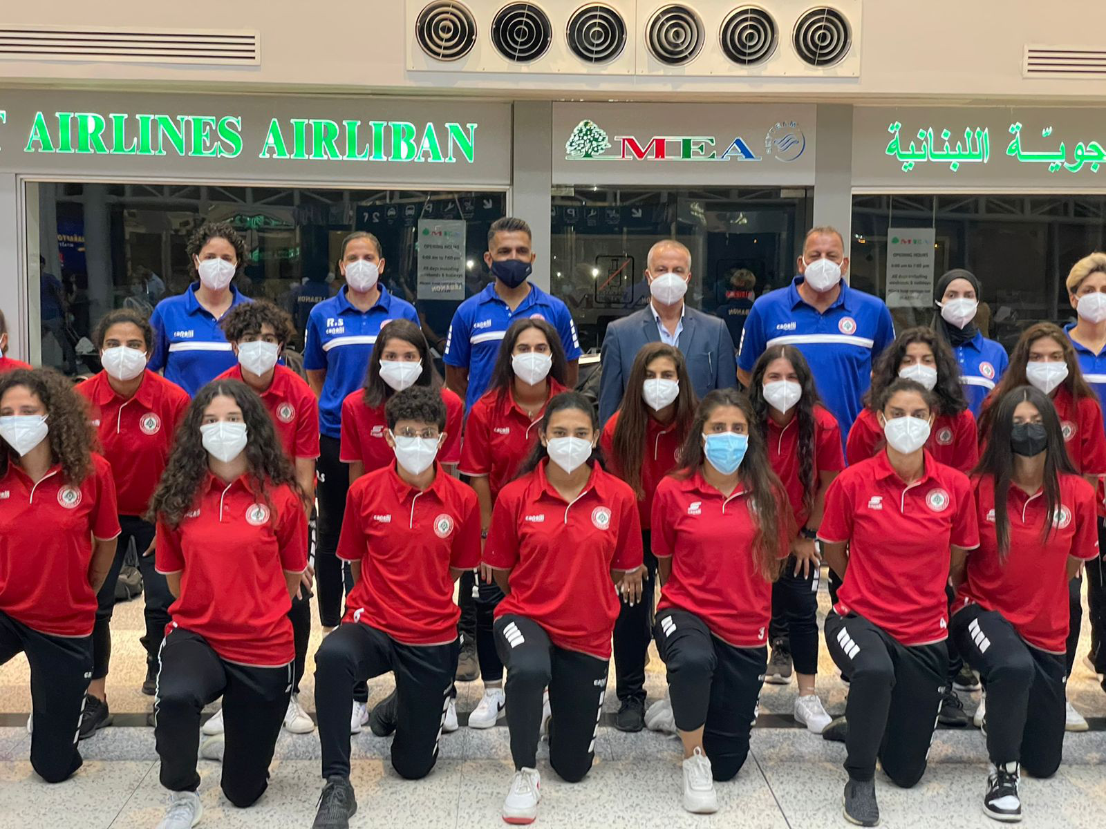 Football Lebanon - بعثة سيدات الأرز تغادر الى مصر