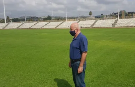 Football Lebanon - حيدر يتفقد أعمال التأهيل في ملعبي صيدا والبابلية