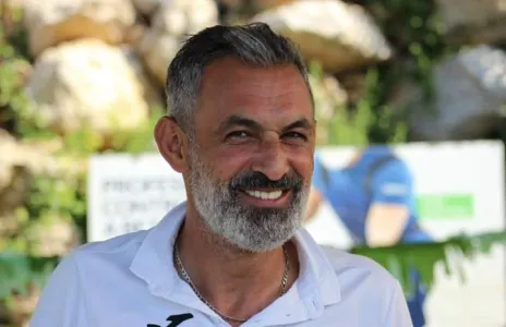 Football Lebanon - يوسف البعلبكي يودع جمهور ونادي الصفاء