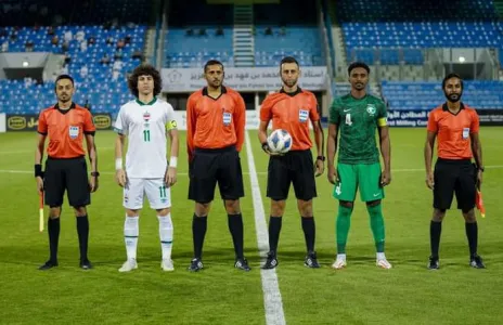 Football Lebanon - ‏الحكم اللبناني الدولي محمد عيسى يقود مباراة العراق والسعودية