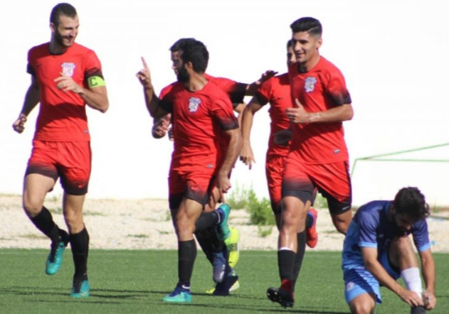Football Lebanon - الشباب الغازية يتصدر مؤقتاً وفوز ثاني للمبرة