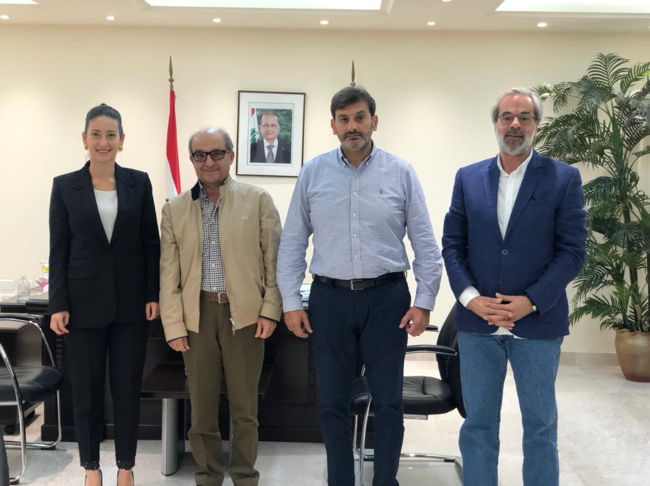 Football Lebanon - وفد نادي الراسينغ التقى الوزير كلاس