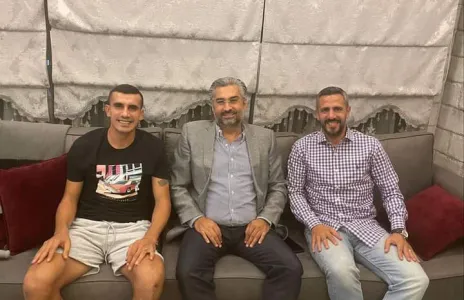 Football Lebanon - الصقال وحمود في زيارة لموني