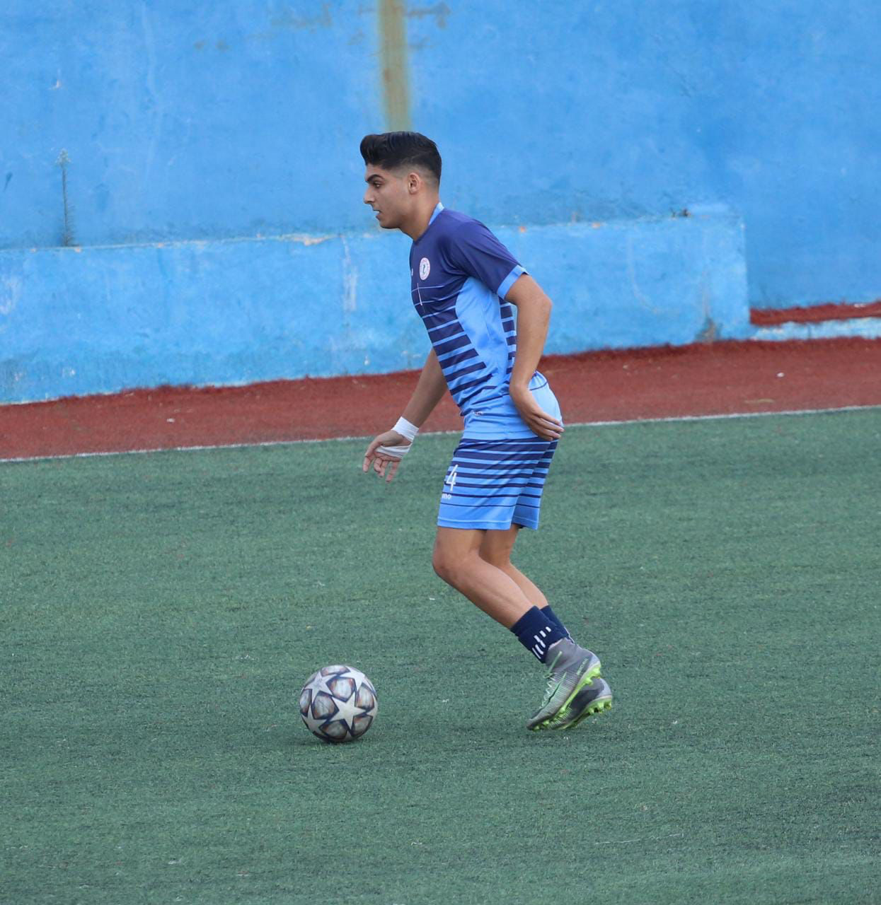 Football Lebanon - علي فروخ ل Football Lebanon : تجربة جيدة مع الأهلي صيدا وأنا إبن نادي النجمة 